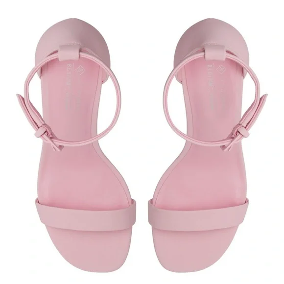 Call it Spring Pink Heels 🎀🌸 - Picture 2 of 8